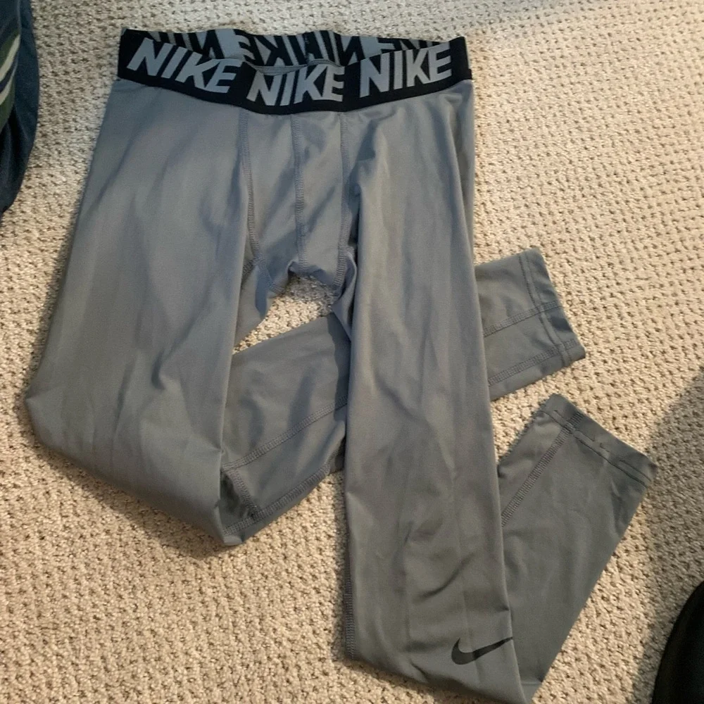 COPY - Gray Nike Compression Tights Spandex Size L